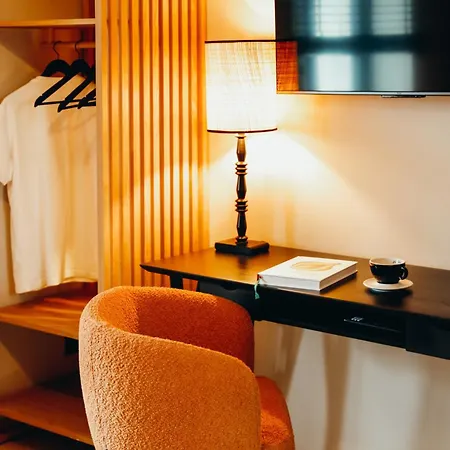 Madame Crepin Bed & Breakfast