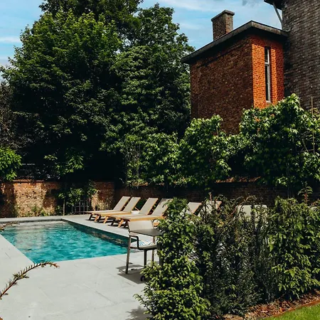 Madame Crepin Bed & Breakfast